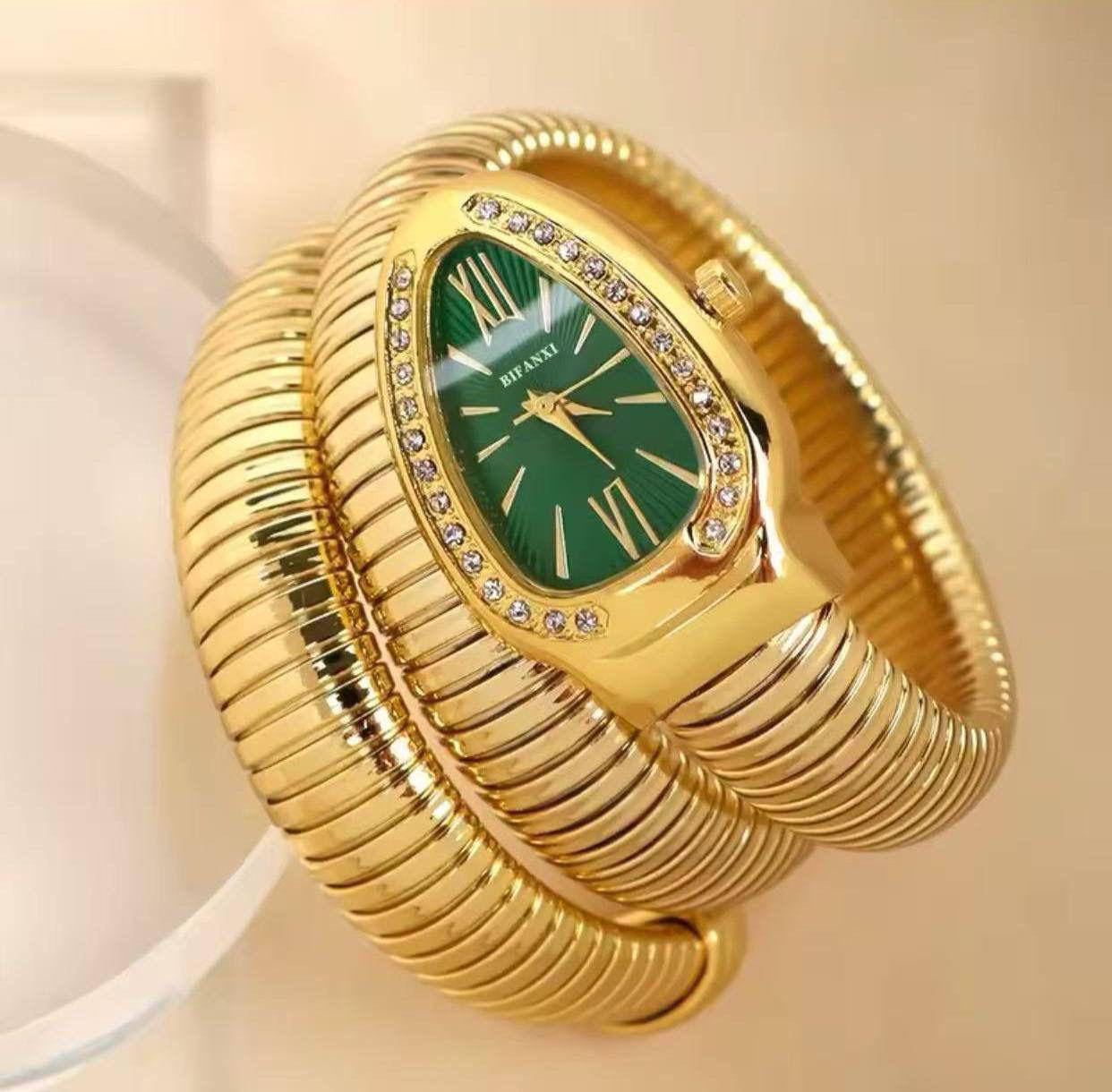 The Serpentine Dynasty (Emerald)